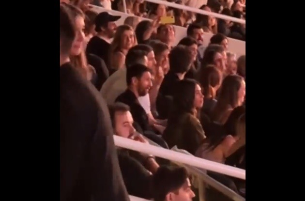 Lionel Messi làm rõ cảm xúc của PSG khi anh ấy tham dự buổi hòa nhạc Coldplay - Bóng Đá