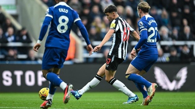 Lewis Miley - cầu thủ trẻ nhất ra mắt Newcastle là ai? - Bóng Đá