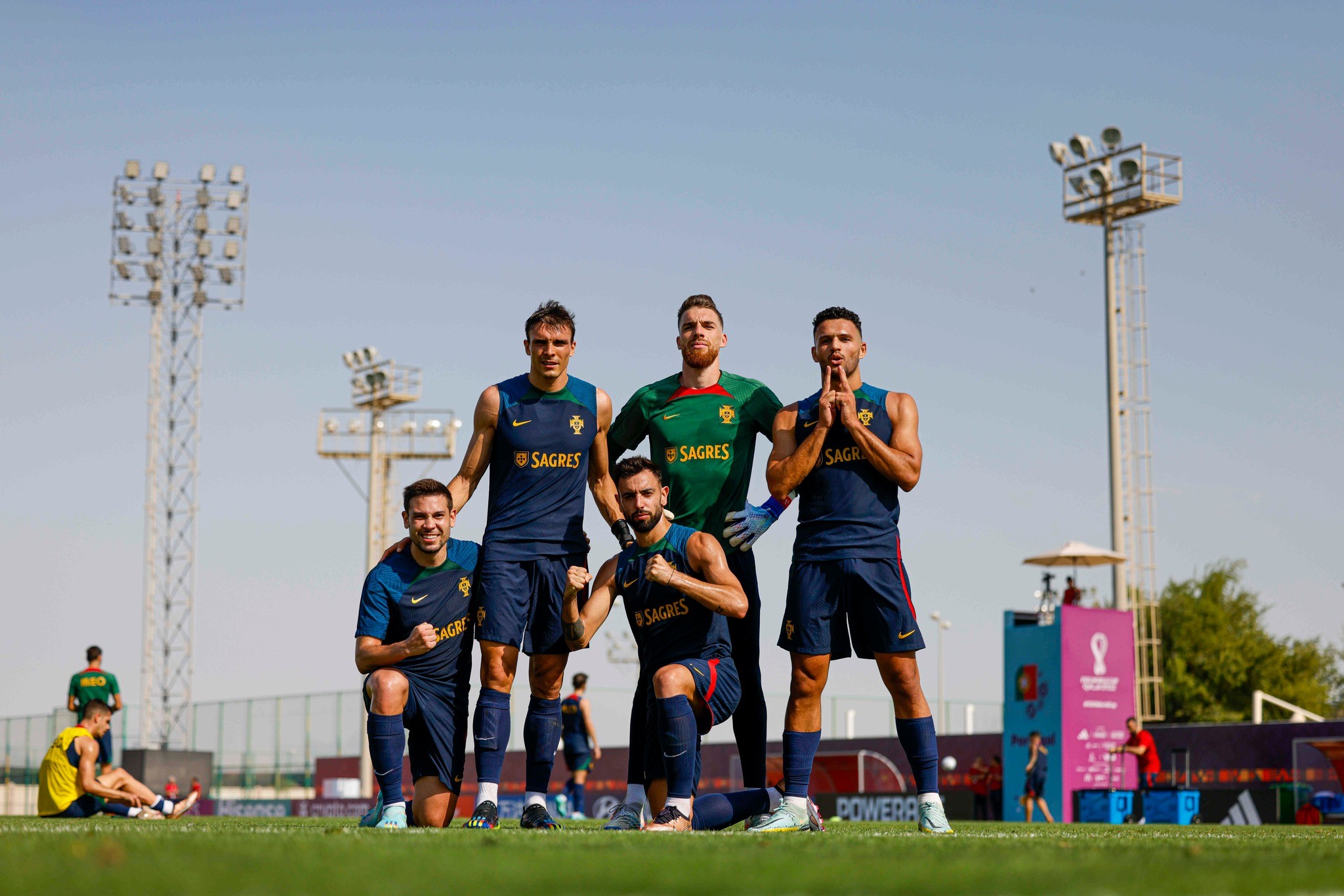 Bruno Fernandes gây chú ý trên sân tập Bồ Đào Nha - Bóng Đá