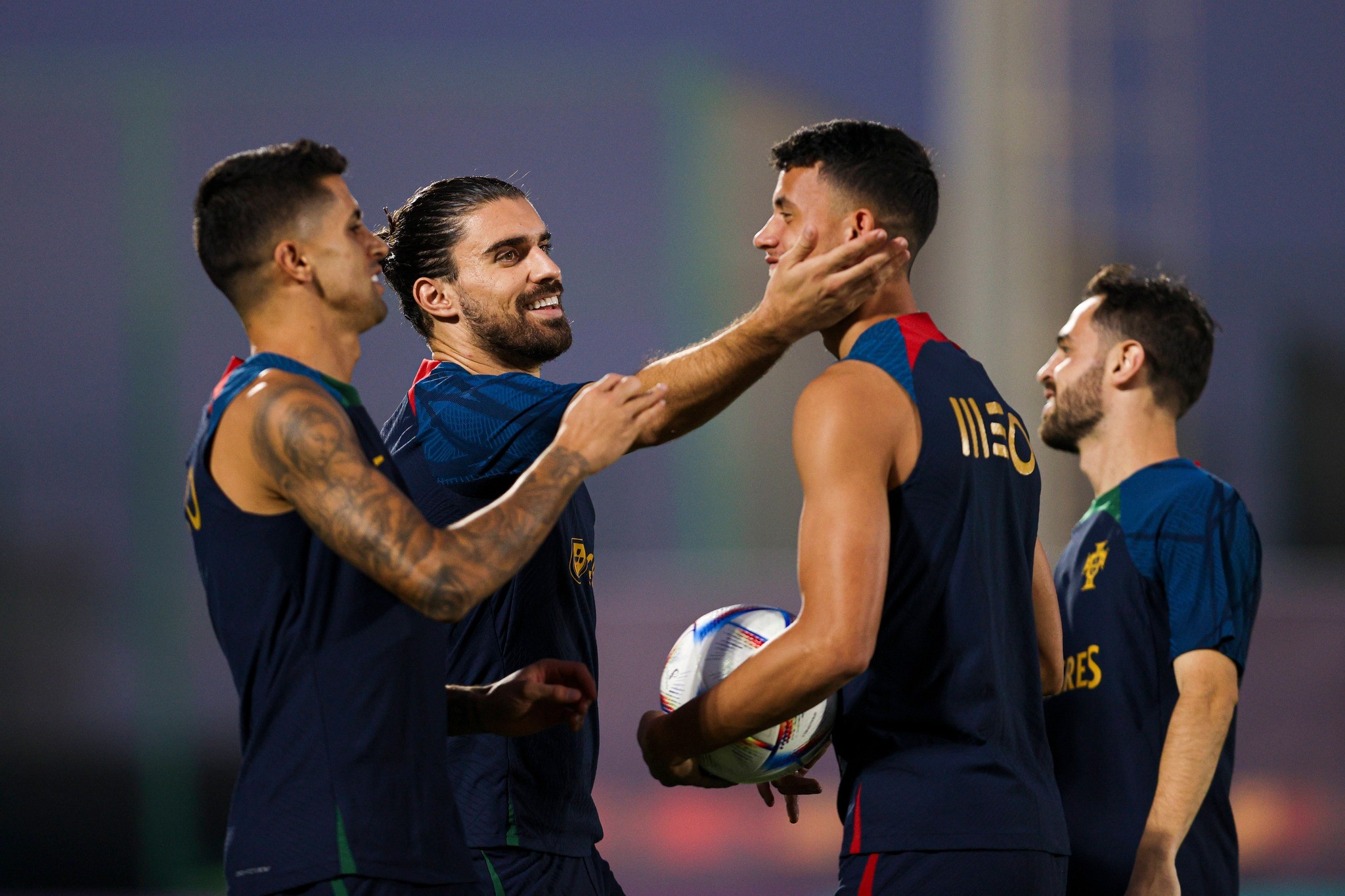 Thái độ của Ronaldo trước nguy cơ dự bị 2 trận liền - Bóng Đá