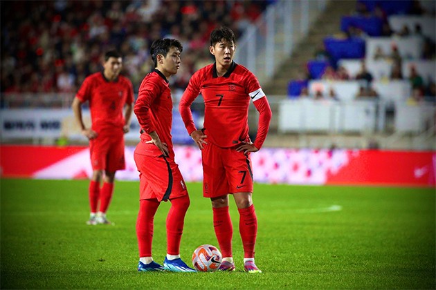 Đội trưởng của Tottenham ca ngợi đồng đội Lee Kang-in - Bóng Đá