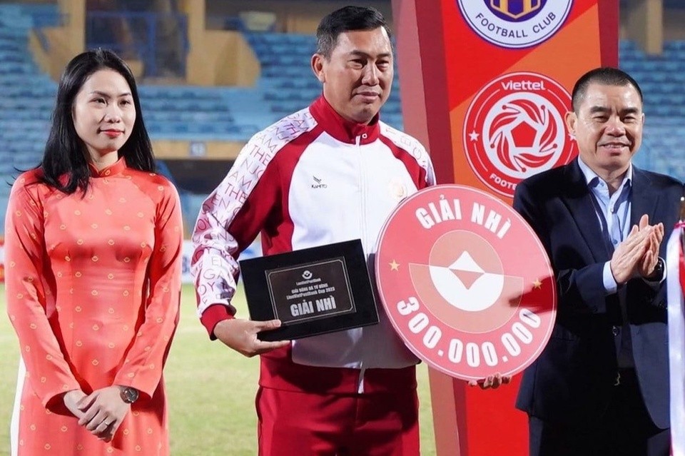 Vừa lên hạng, đội tân binh V.League có danh hiệu đầu tiên - Bóng Đá