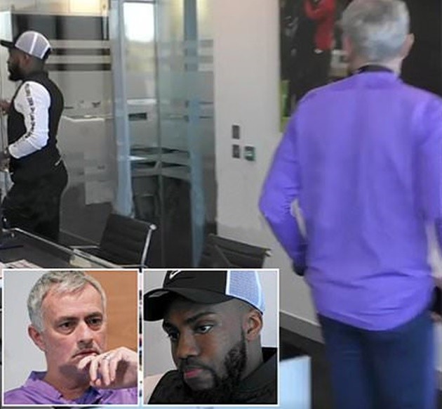 England and Tottenham star Danny Rose leaves custody with bandaged leg after dangerous driving arrest - Bóng Đá