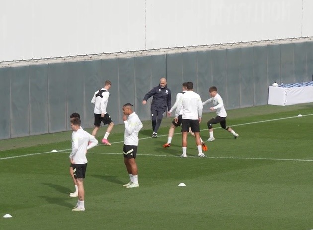 Man City tập - Bóng Đá