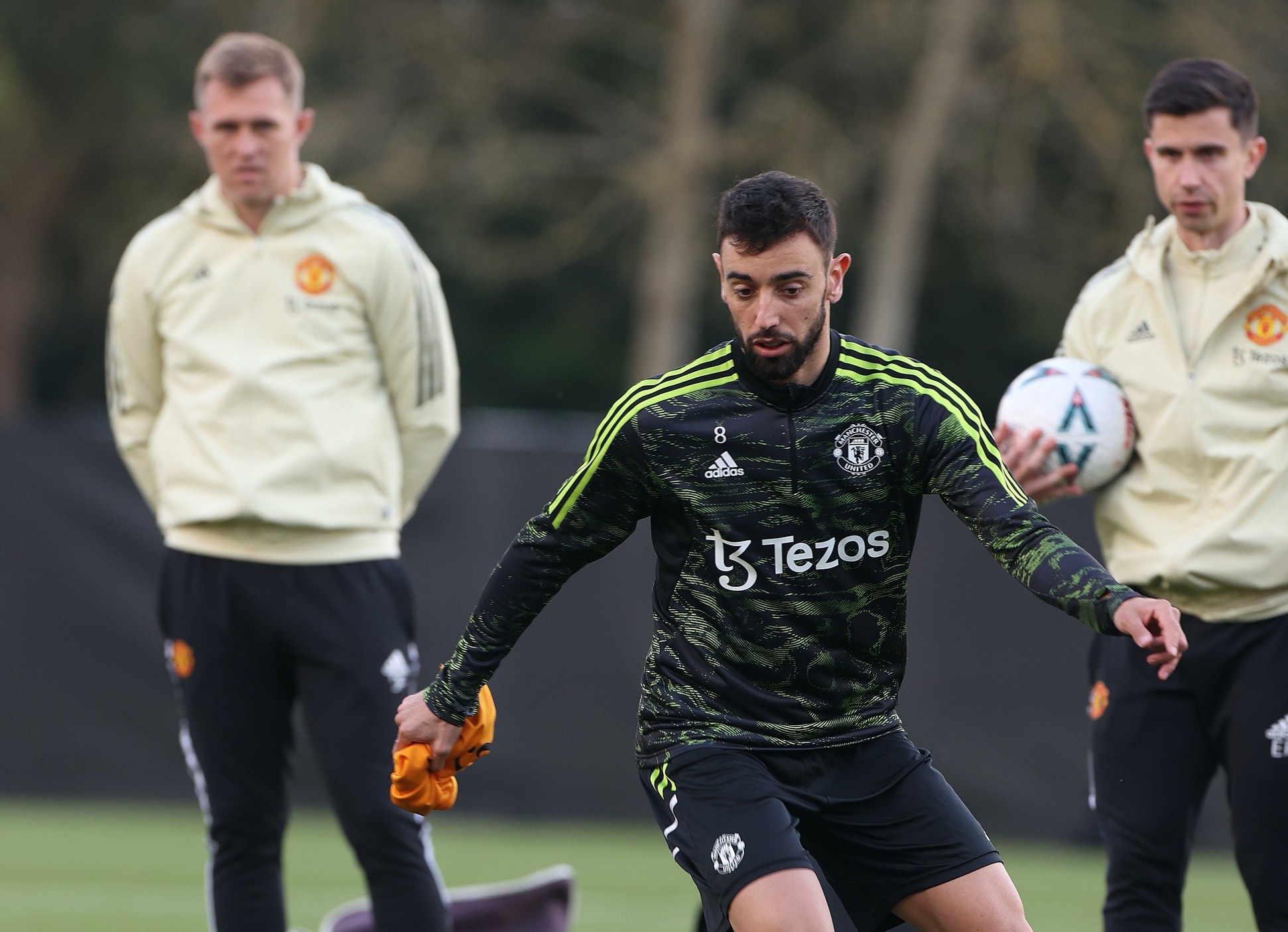 Buổi tập của Man Utd trước bán kết FA Cup - Bóng Đá