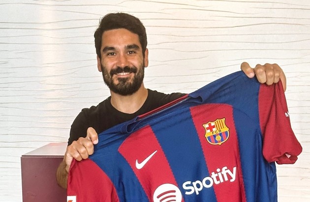 Thấy gì từ điều khoản “trên trời” giữa Gundogan và Barcelona? - Bóng Đá