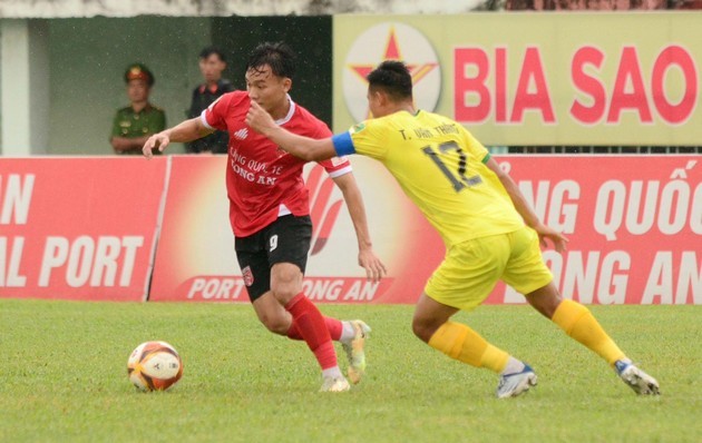 Rượt đuổi mãn nhãn, Long An chia điểm cùng Hòa Bình - Bóng Đá