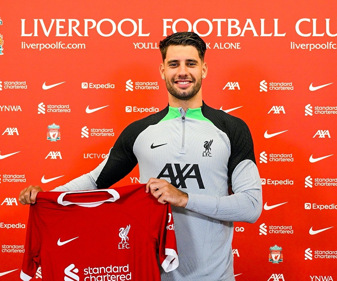 Liverpool công bố tân binh và chốt luôn số áo - Bóng Đá