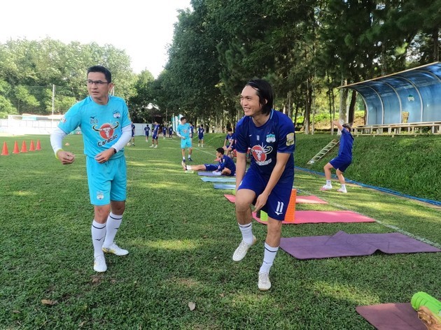 FIFA thán phục Thanh Nhã, Sao HAGL báo tin vui - Bóng Đá