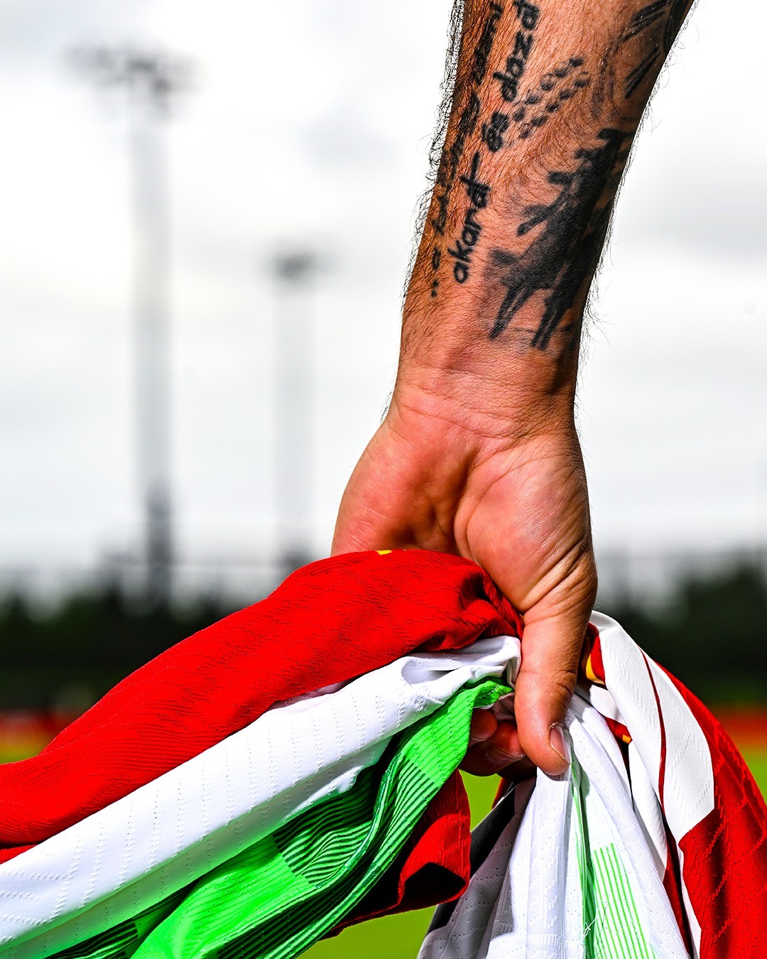 Liverpool công bố tân binh và chốt luôn số áo - Bóng Đá