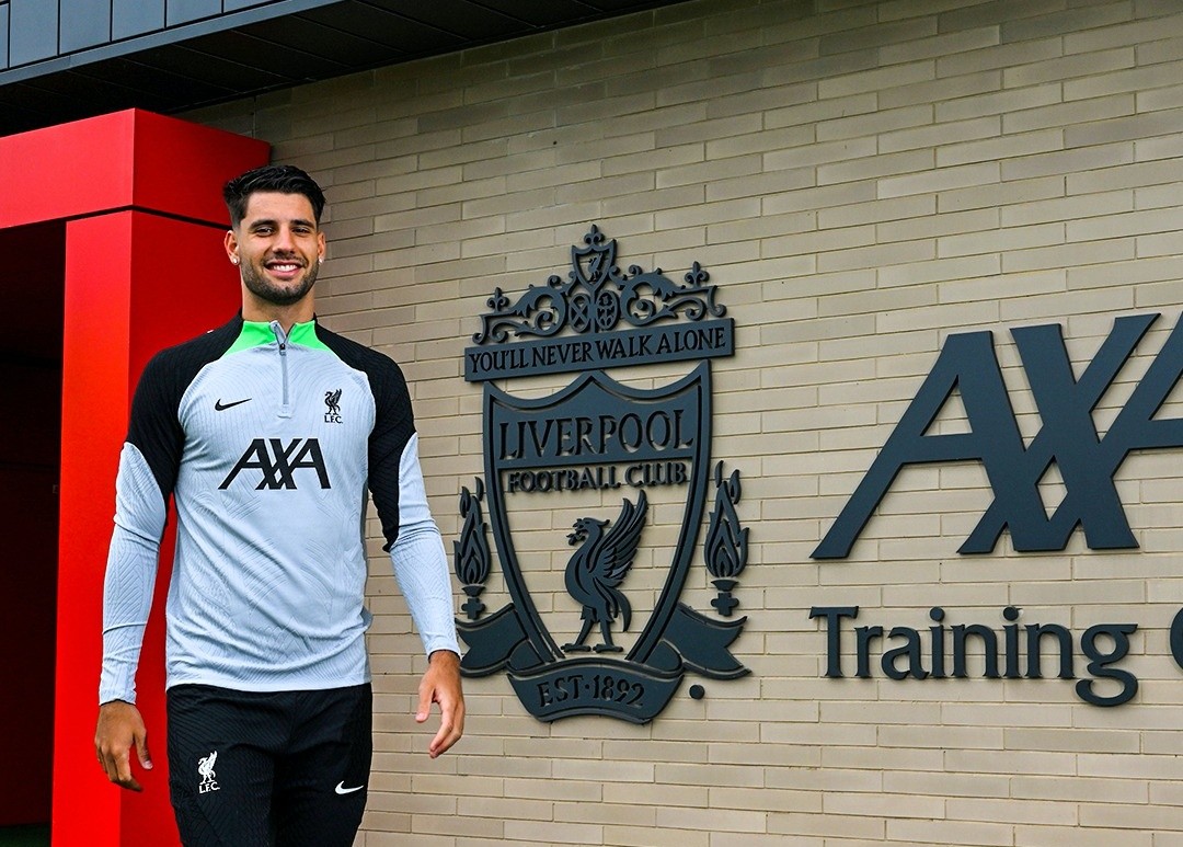 Liverpool công bố tân binh và chốt luôn số áo - Bóng Đá