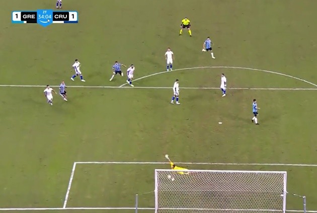 Suarez lập siêu phẩm - Bóng Đá