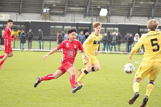 Việt kiều Bỉ được Công Phượng tiến cử; ĐT nữ Việt Nam thất bại trước Tây Ban Nha - Bóng Đá