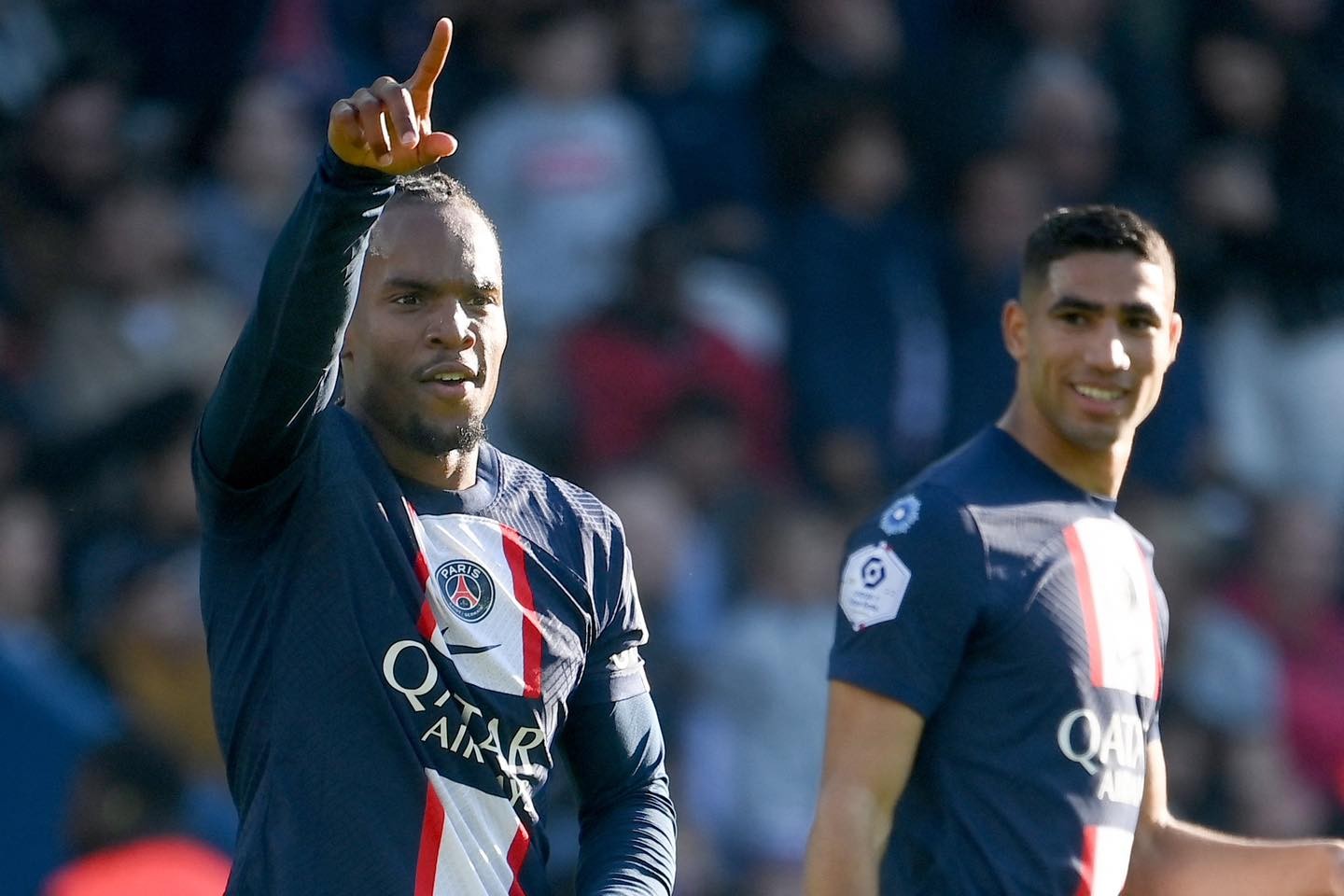 Chiêu mộ sao PSG, Mourinho gặp chướng ngại - Bóng Đá