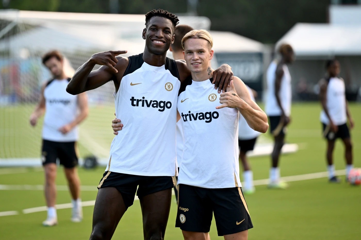 Buổi tập đầy ắp tiếng cười của Chelsea  - Bóng Đá