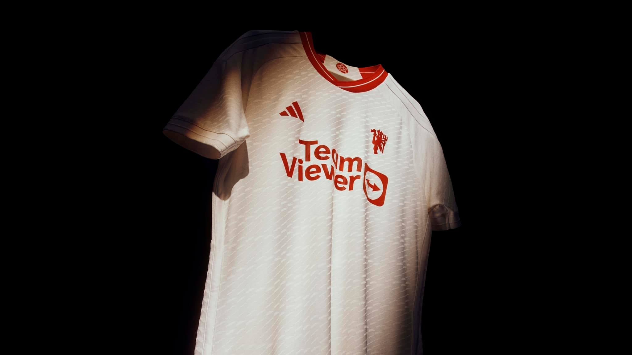 Man Utd bố áo đấu thứ 3 cực chất; Bất ngờ với Fred - Bóng Đá