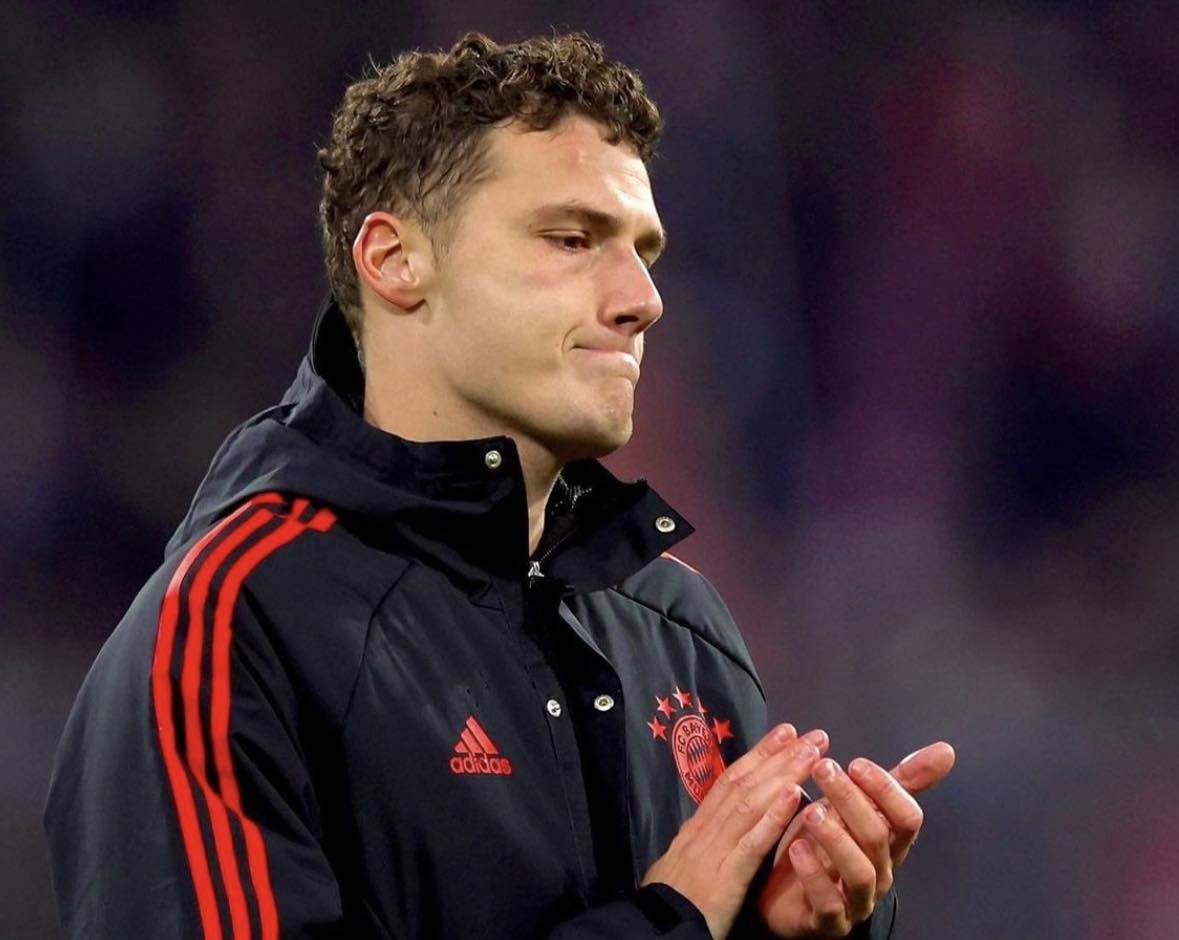 Pavard tung động thái, Man United đón tin buồn - Bóng Đá