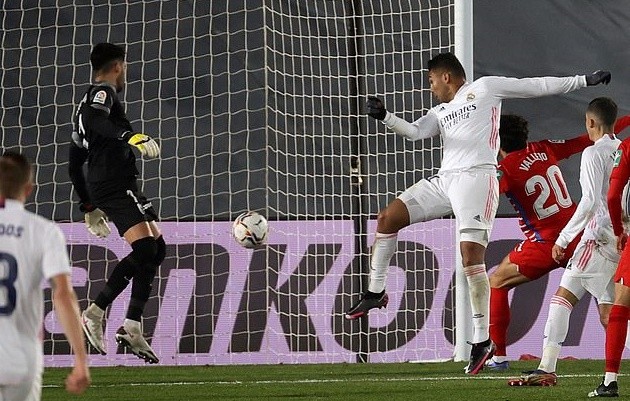 Real vs Granada - Bóng Đá