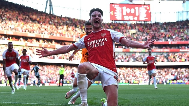 Declan Rice khiến cổ động viên Man United 