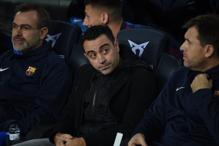 Trình làng cầu thủ mới toanh, Xavi có chiến thắng đầu tay ở Barca - Bóng Đá