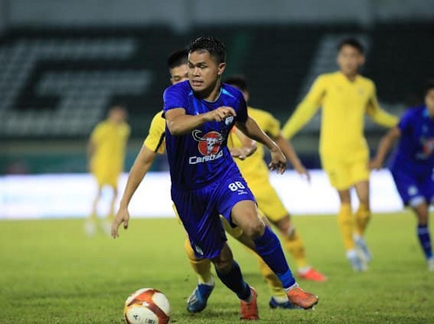 Dấu hỏi lớn cho Kiatisuk và HAGL - Bóng Đá