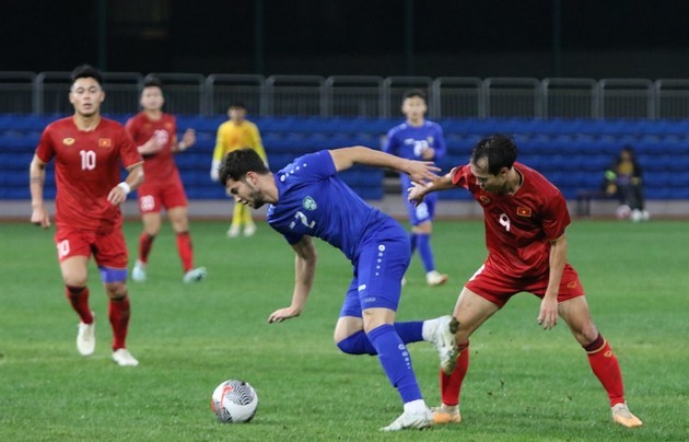 3 thử nghiệm thất bại của HLV Troussier trước Uzbekistan - Bóng Đá