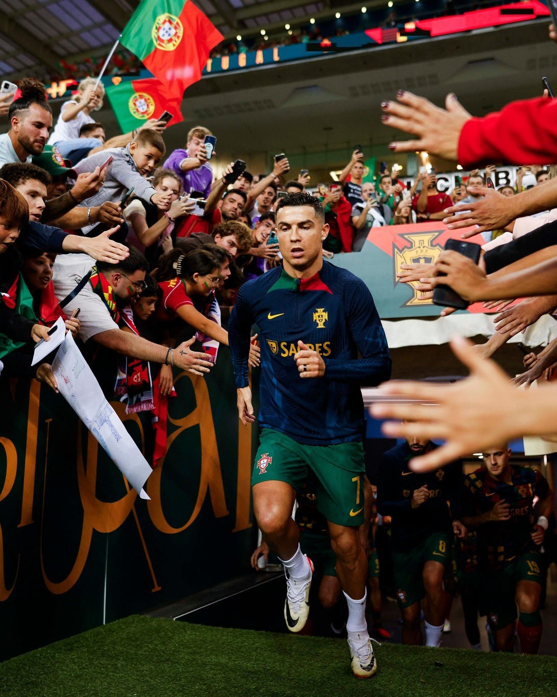 Ronaldo lập kỷ lục khủng, Bồ Đào Nha thắng tuyệt đối 7 trận - Bóng Đá