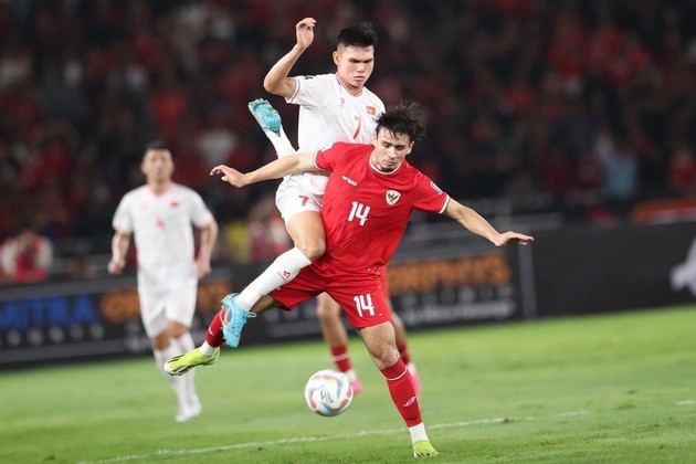 Bồi thường khổng lồ nếu sa thải sớm HLV Troussier; Cầu thủ Indo ốm hàng loạt - Bóng Đá