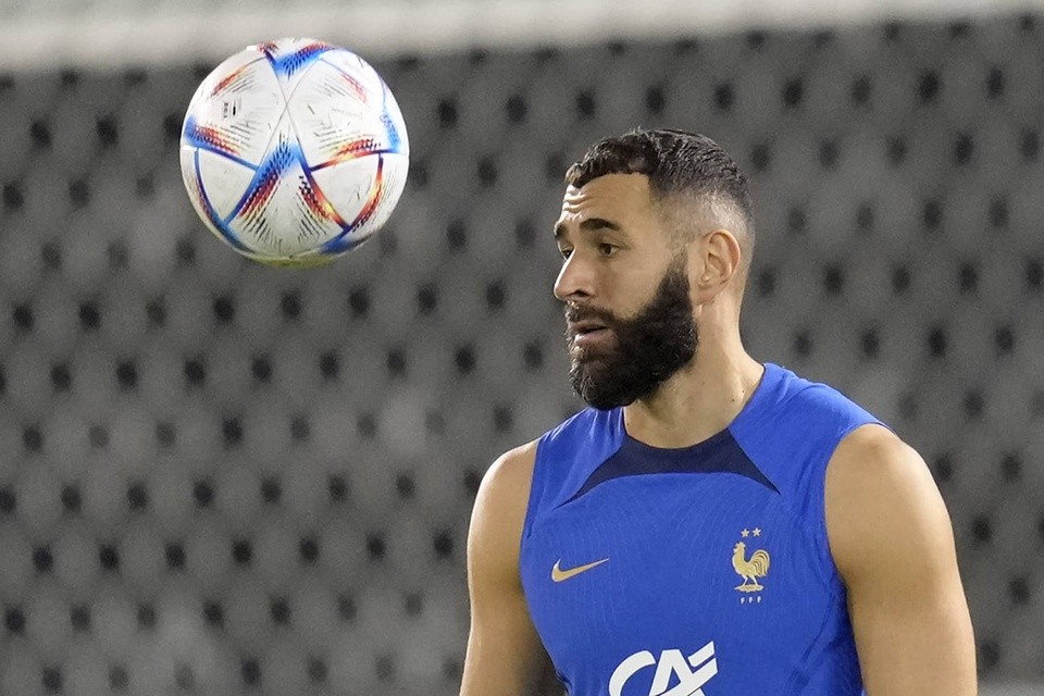 Nasri chỉ trích việc ĐT Pháp gạch tên Karim Benzema - Bóng Đá