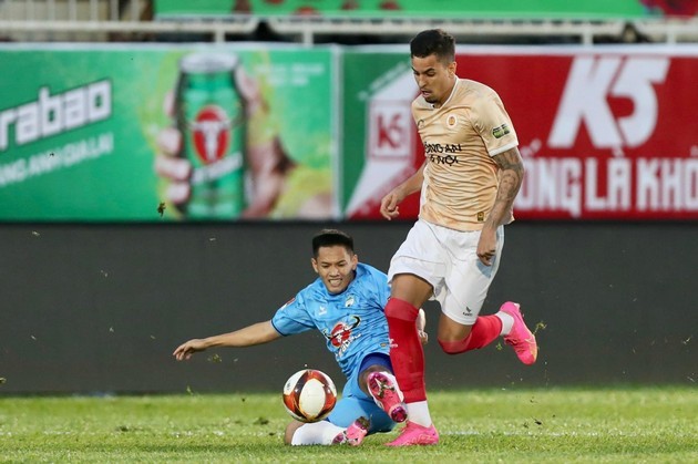 HAGL lại bi 'tuýt còi', bầu Đức có nổi đóa - Bóng Đá