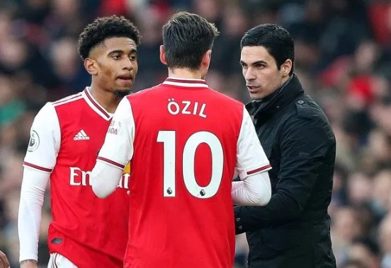 Đá như trước Chelsea, liệu Arsenal có thể lọt vào top 4? - Bóng Đá