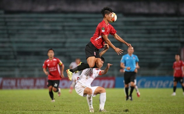 Sau trận Long An  - Bóng Đá