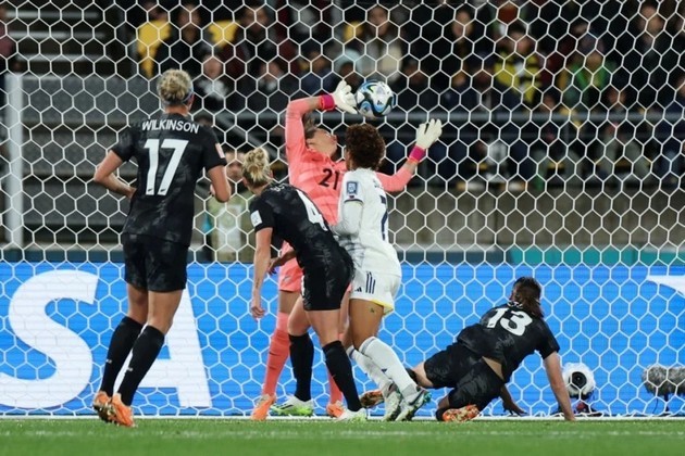 Nữ Philippines tạo địa chấn; Báo Bồ Đào Nha e ngại ĐT nữ Việt Nam - Bóng Đá