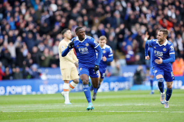 Cuộc đua trụ hạng - Bóng Đá