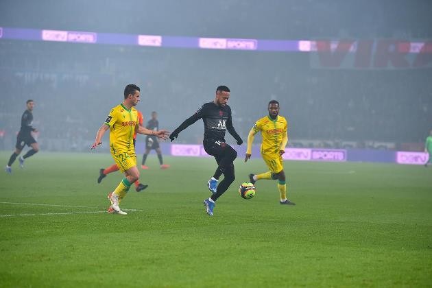 Messi ghi bàn thắng đầu tiên ở Ligue 1 - Bóng Đá