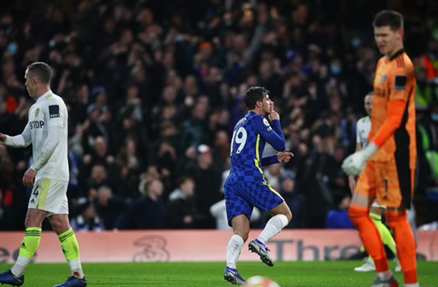 Lukaku vận hết sức tách Rudiger khỏi xung đột - Bóng Đá