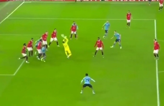 Cuộc đua trụ hạng Premier League 'căng như dây đàn' - Bóng Đá