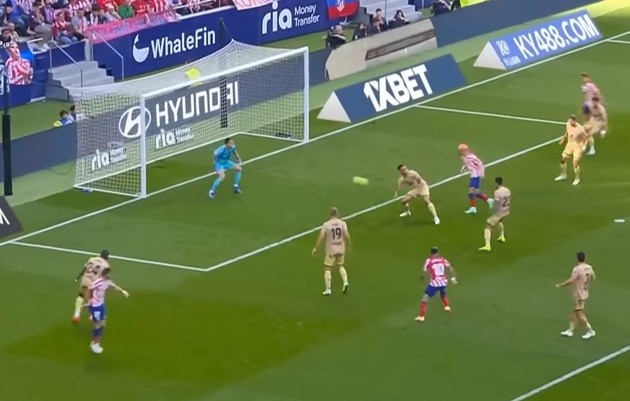 Griezmann gánh còng lưng Atletico Madrid - Bóng Đá