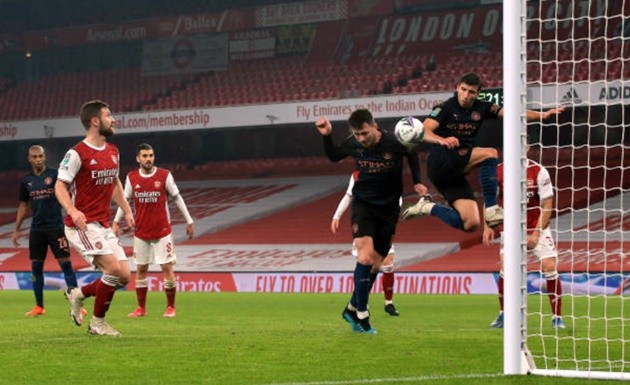 Sai lầm bước ngoặt, Arsenal thua tan nát trước Man City - Bóng Đá