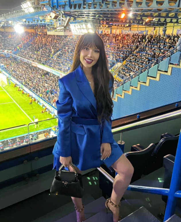 Playboy bunny and Chelsea’s ‘hottest fan’ - Bóng Đá