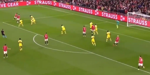 Toàn cảnh pha bóng khiến Allister sốc nặng - Bóng Đá