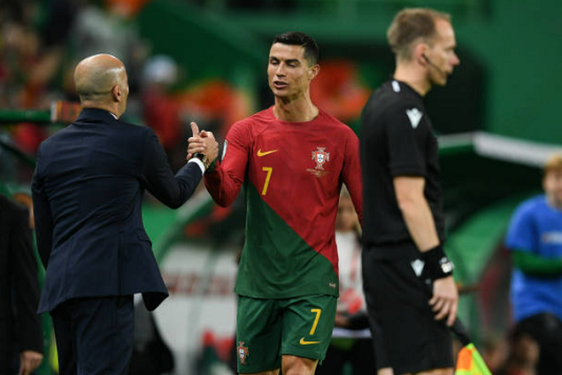 Bóng chết vẫn là mỏ vàng để Ronaldo khai thác - Bóng Đá