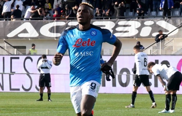 Unai Emery đang tạo nên một họng pháo rực cháy số 1 ở Premier League - Bóng Đá