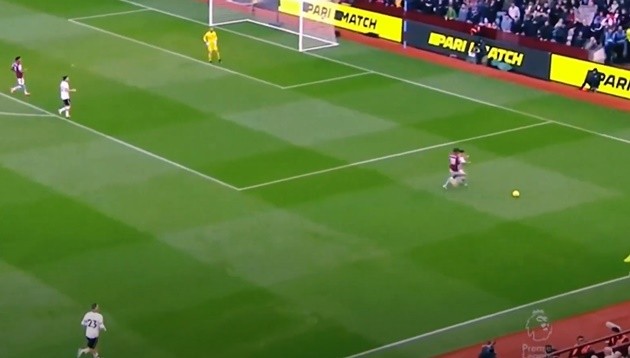 Granit Xhaka reveals being booed off by Arsenal fans 'gave him even more strength' - Bóng Đá