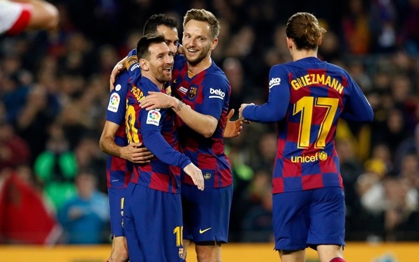 rakitic tuyên bố ở lại Barca - Bóng Đá