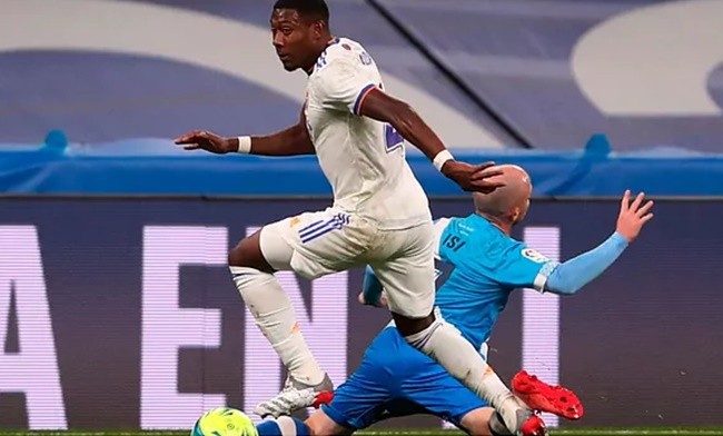 Alaba là thứ vũ khí tấn công của Real - Bóng Đá