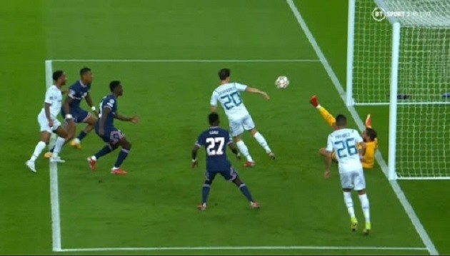 Vinicius và Ronaldinho - Bóng Đá