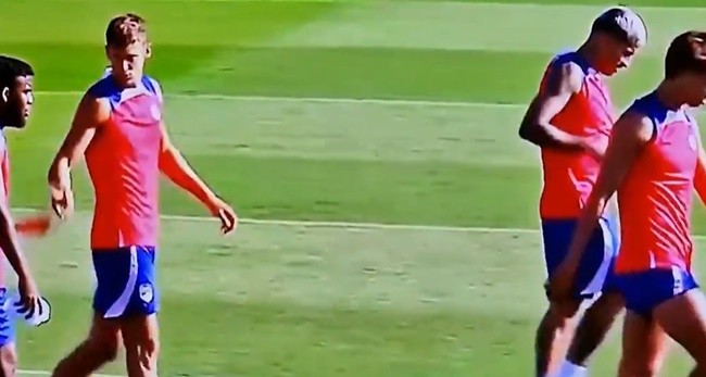 PSG blasted over 'insulting' offer for Lyon's Rayan Cherki - Bóng Đá