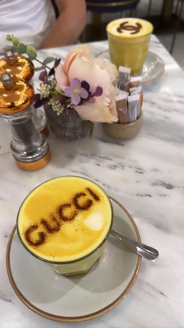 Harry Maguire and wife Fern dress casually for ‘designer’ breakfast date in cafe - Bóng Đá