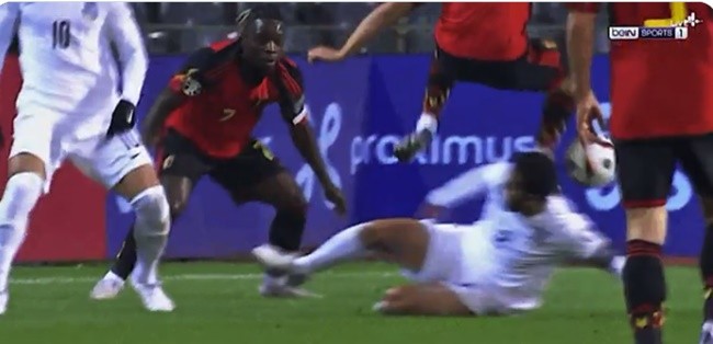 Choáng ngợp Leandro Trossard - Bóng Đá